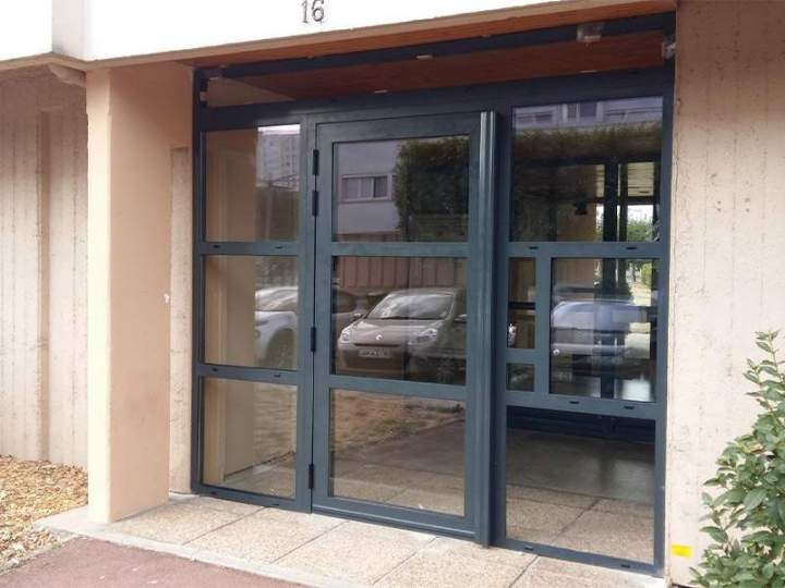 Installation porte d'entrée Orléans