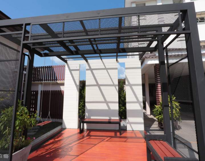 Pergola aménagé Saint Ay